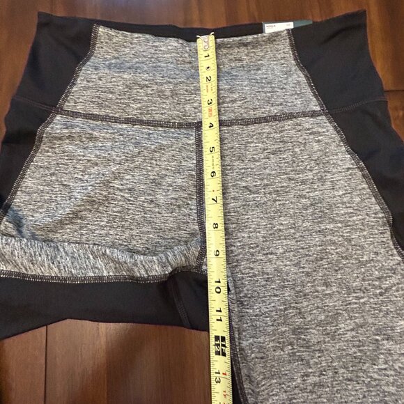 NWT Tek Gear Women's High Rise Athletic Legging Size Large Black White - Picture 6 of 16